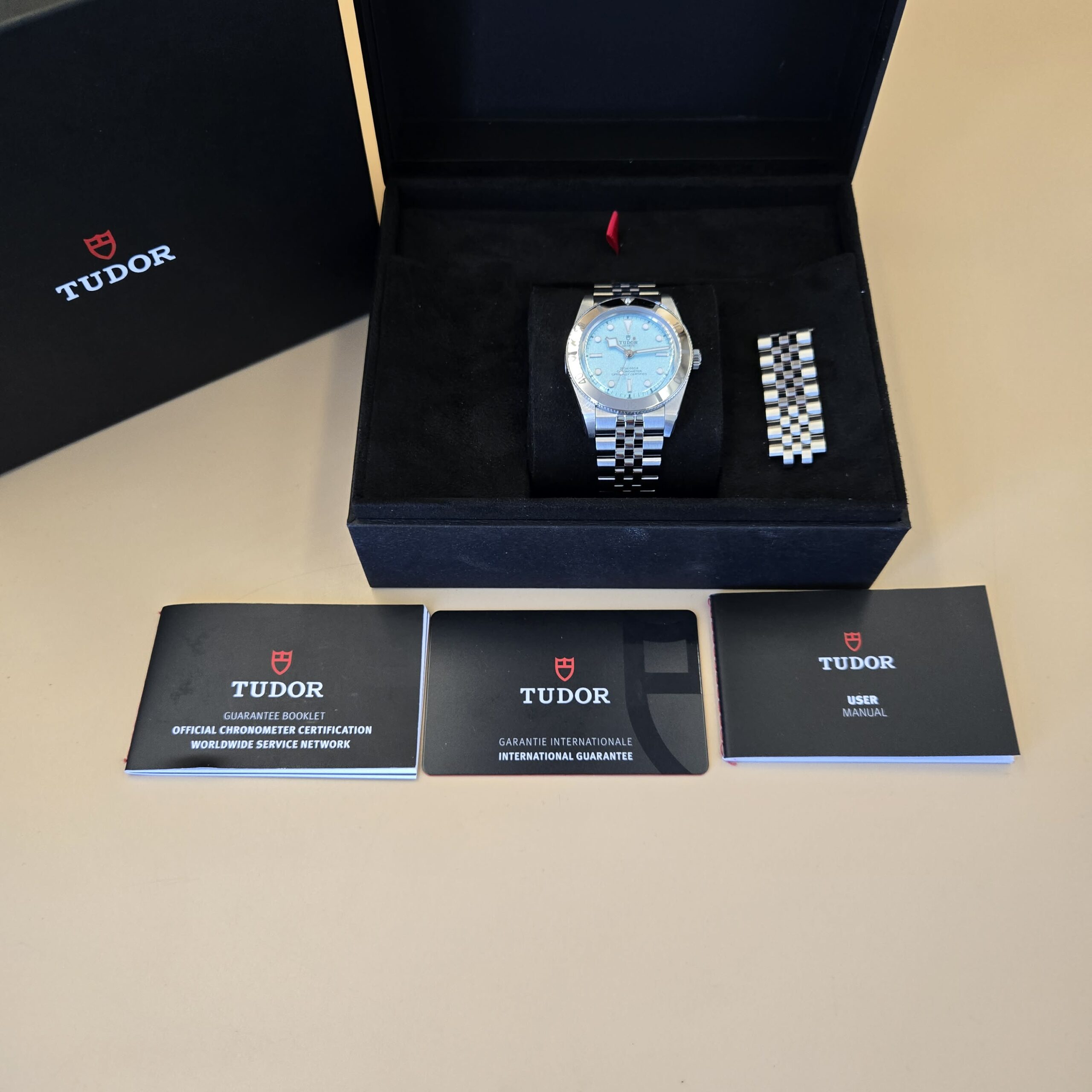 Messenger_creation_727F33EE-4DDA-4674-95EE-2173496D5416