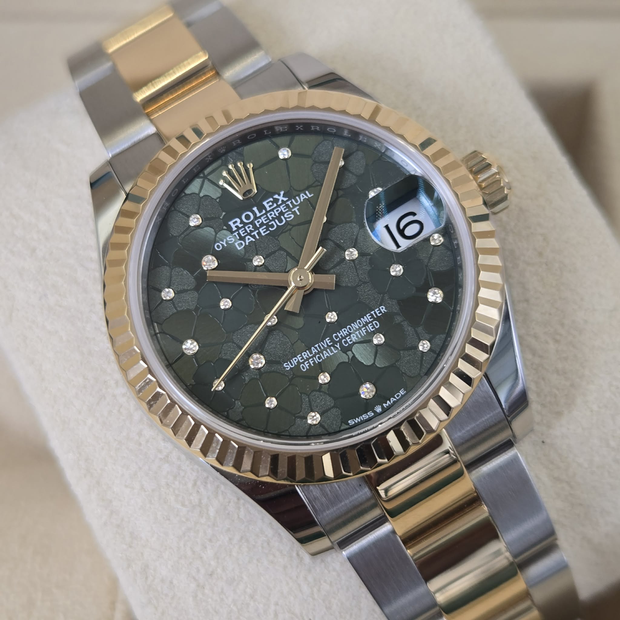 Messenger_creation_CFACE1AC-5974-4683-8512-2AF38F9B8E00