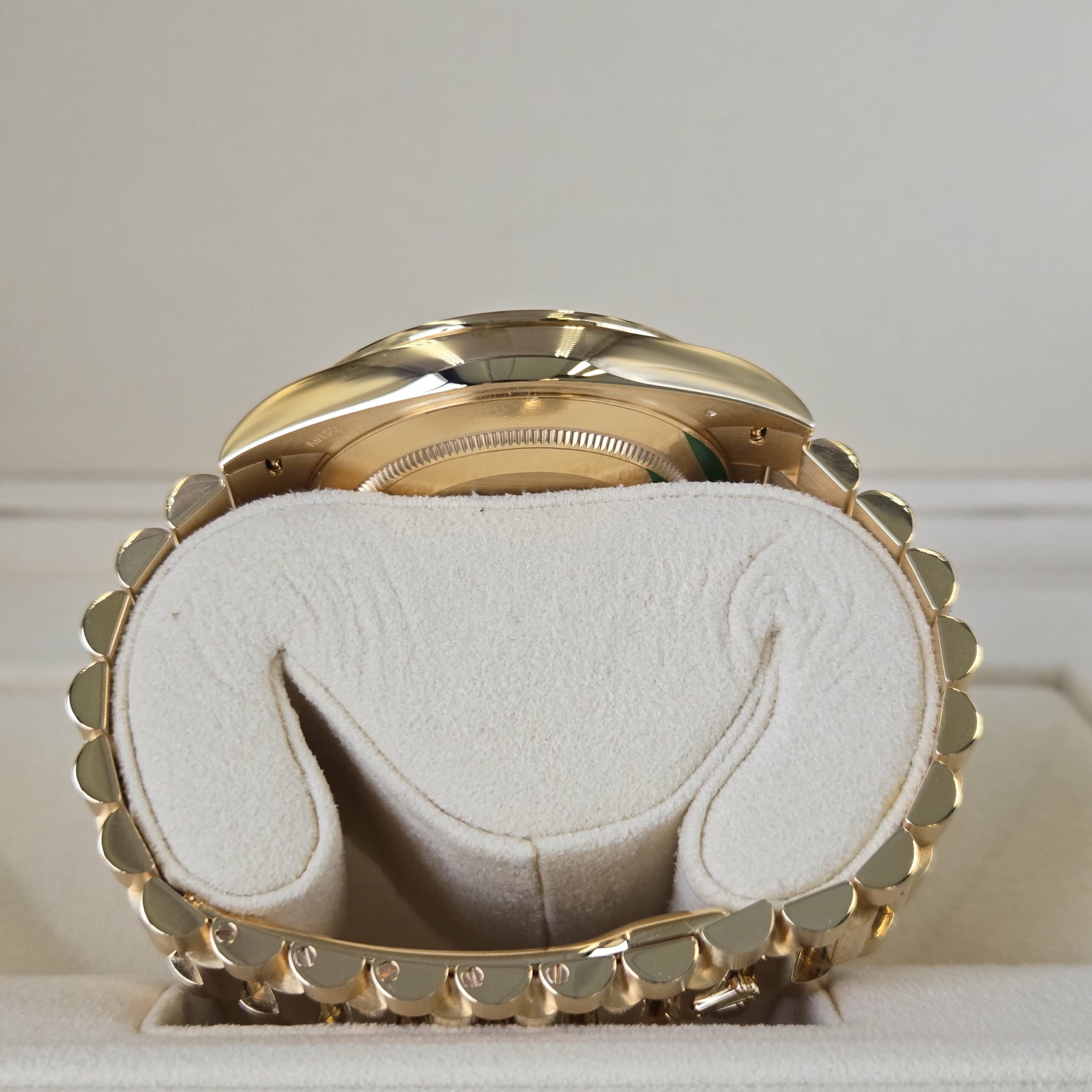 Messenger_creation_EAF84751-DFE3-4674-BD49-D8E1626EB775