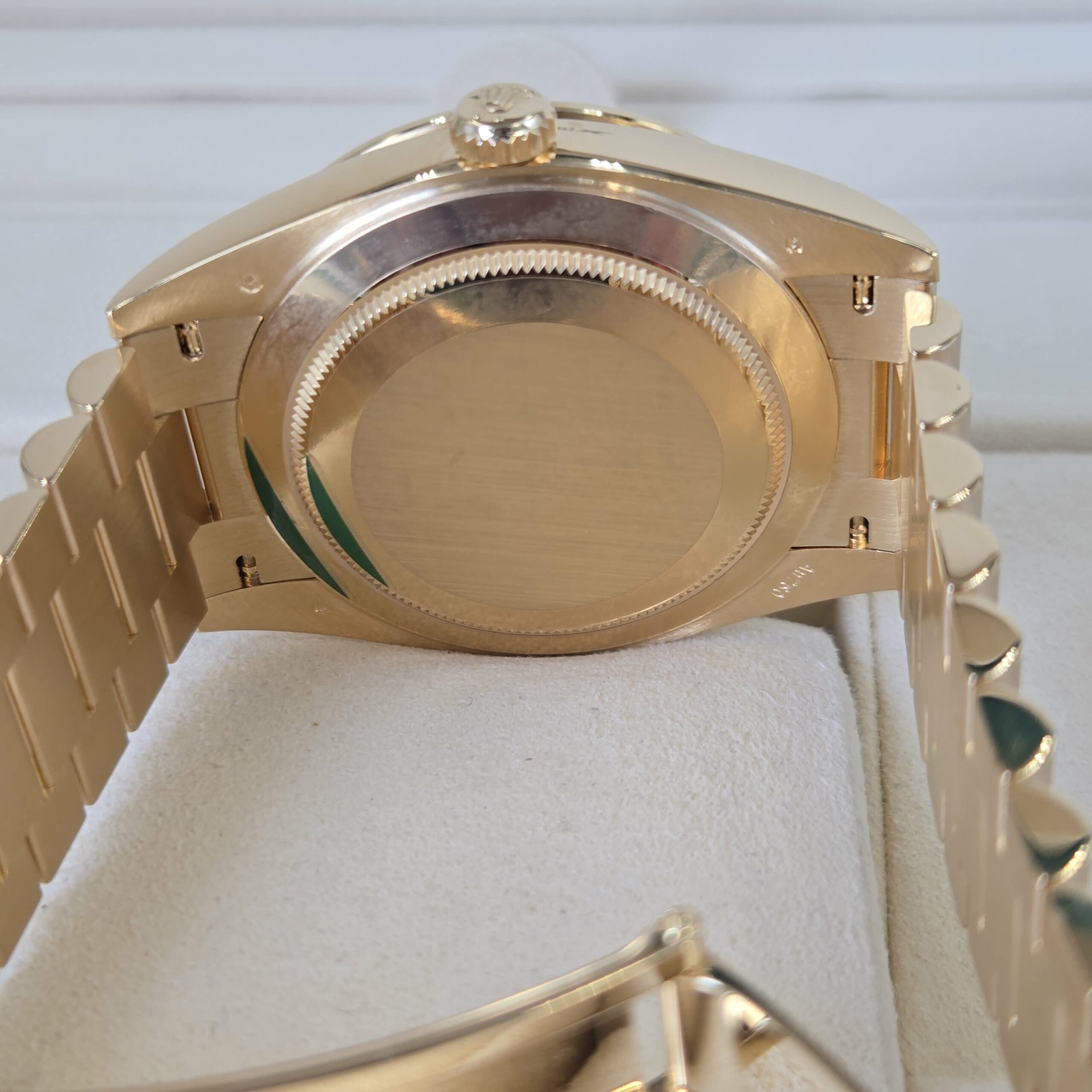 Messenger_creation_FB13F01A-9231-494F-9D8A-5B4E3073D24C