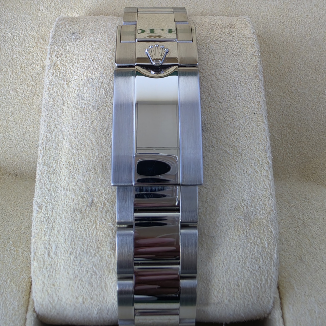 94021
